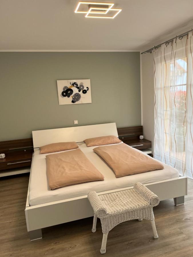 Apartment Frank - Bis Zu 3 Schlafzimmer Rust Luaran gambar