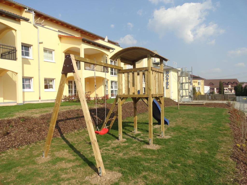 Apartment Frank - Bis Zu 3 Schlafzimmer Rust Luaran gambar