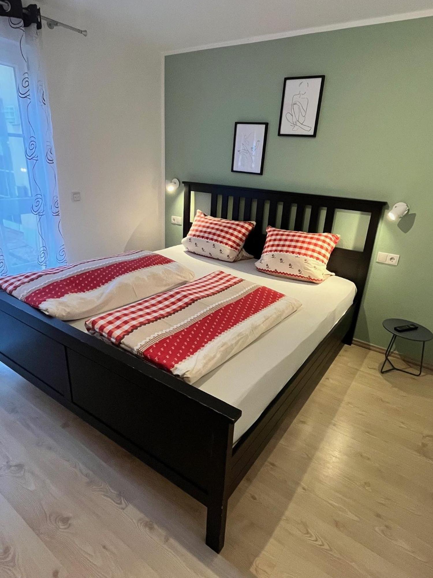 Apartment Frank - Bis Zu 3 Schlafzimmer Rust Luaran gambar